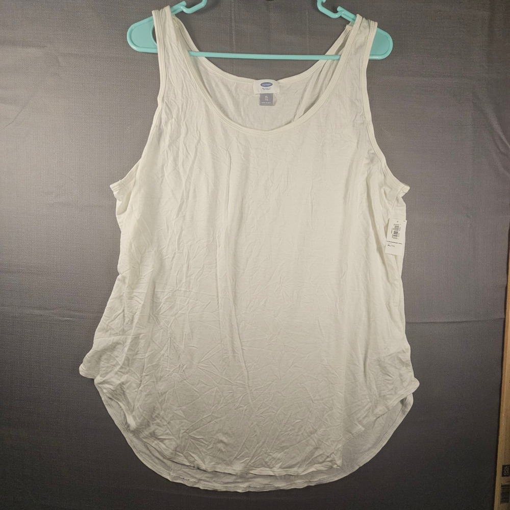 Old Navy Womens XL White Scoop Neck Tank Top Curved Hem New With Tags